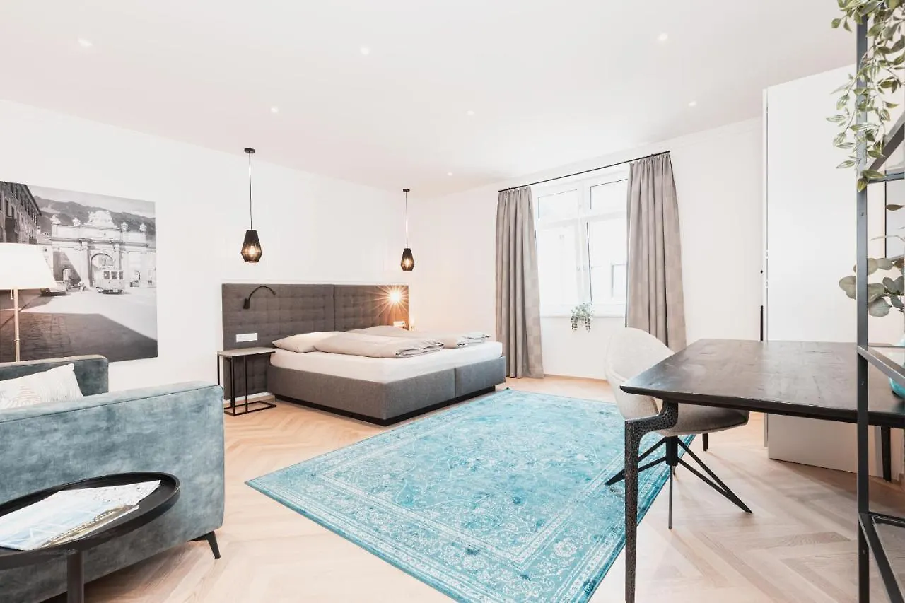 Top Center-Apartment - Wohnung Im Stadtzentrum In Perfekter Lage & Balkon Innsbruck