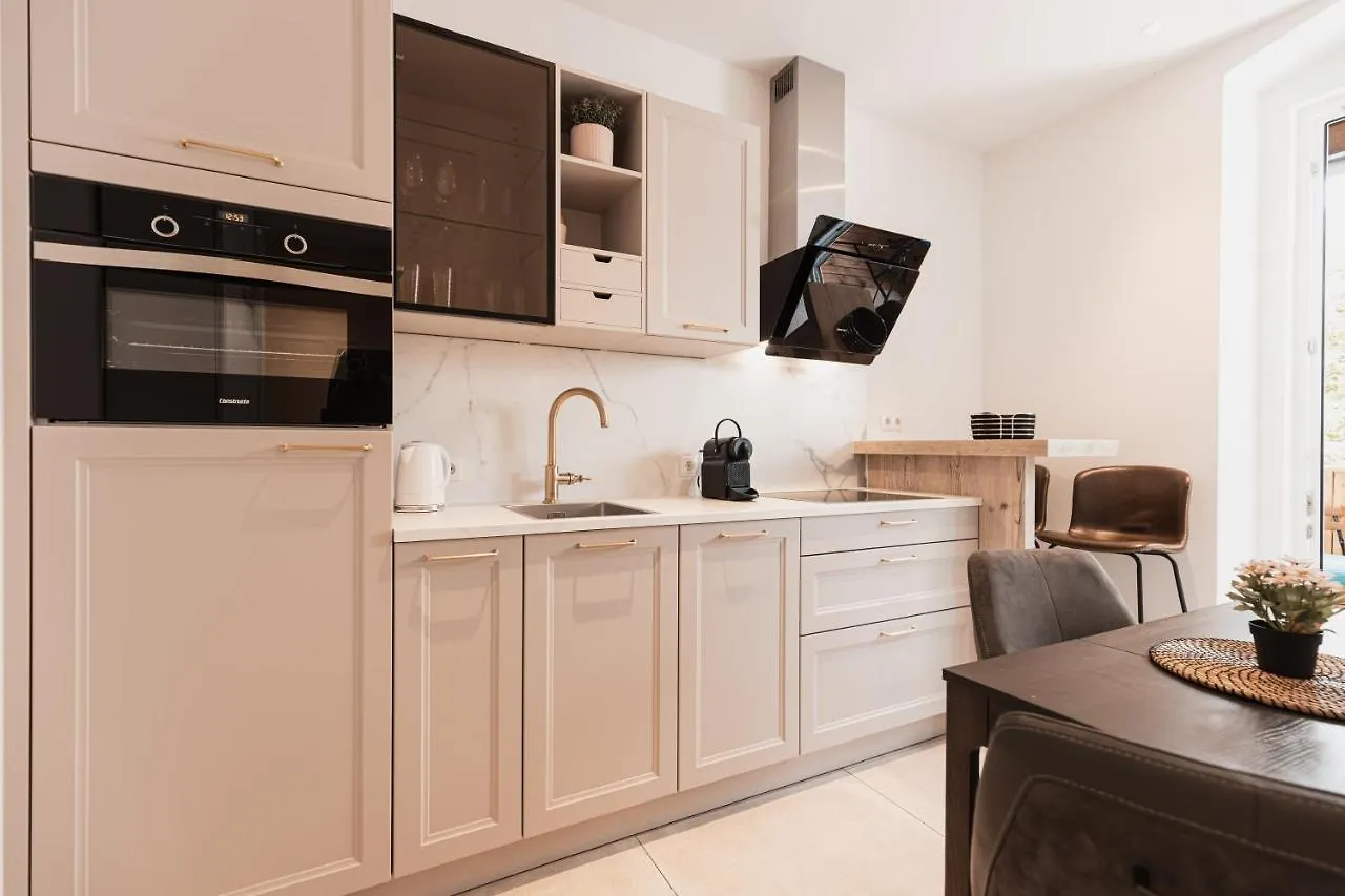 Apartment Top Center-Apartment - Wohnung Im Stadtzentrum In Perfekter Lage & Balkon Innsbruck Austria